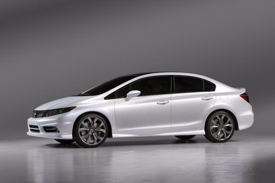  Honda Civic Concept 2011 года  (фото 4 из 10)